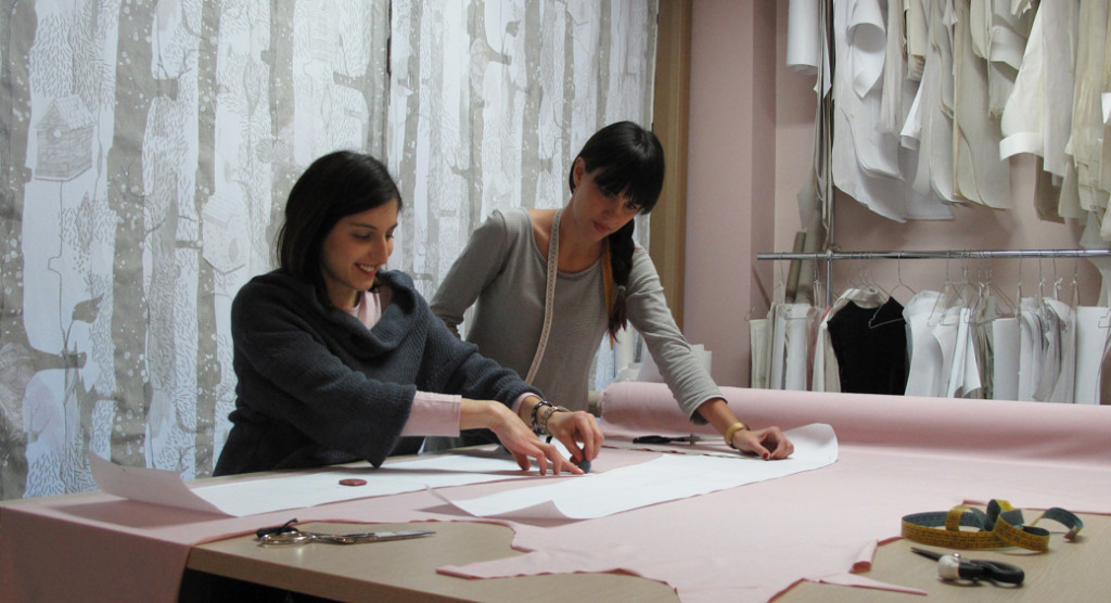 Carlotta e Simona in Atelier